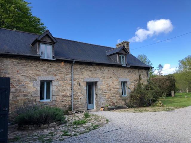 Merveilleux Cottage Dans Parc De 7,5 Hectares Saint-Nicolas-du-Pélem Dış mekan fotoğraf